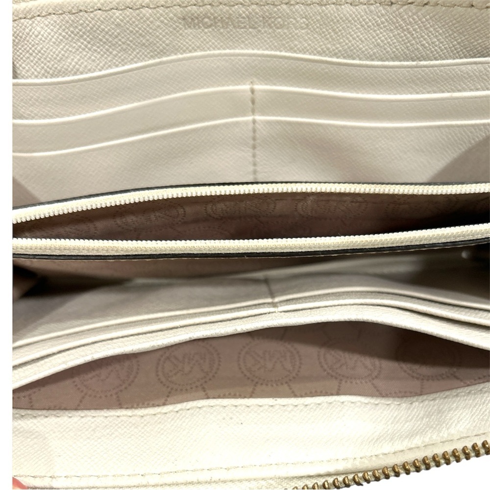 Michael Kors Jet Set Item Vanilla Zip Around Continental Wallet Vanilla - Picture 9 of 9